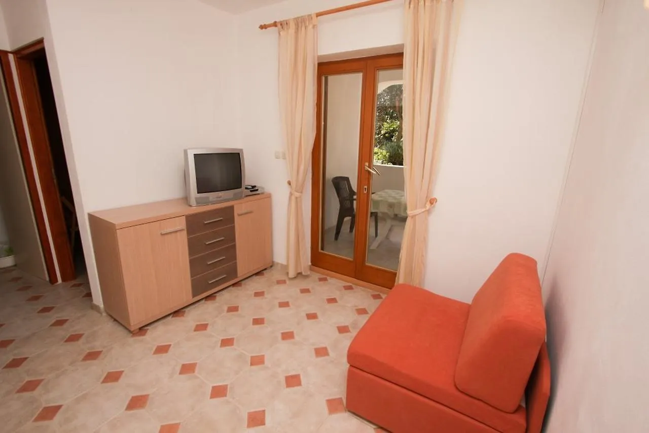 Guest house Apartments Elia Mandre