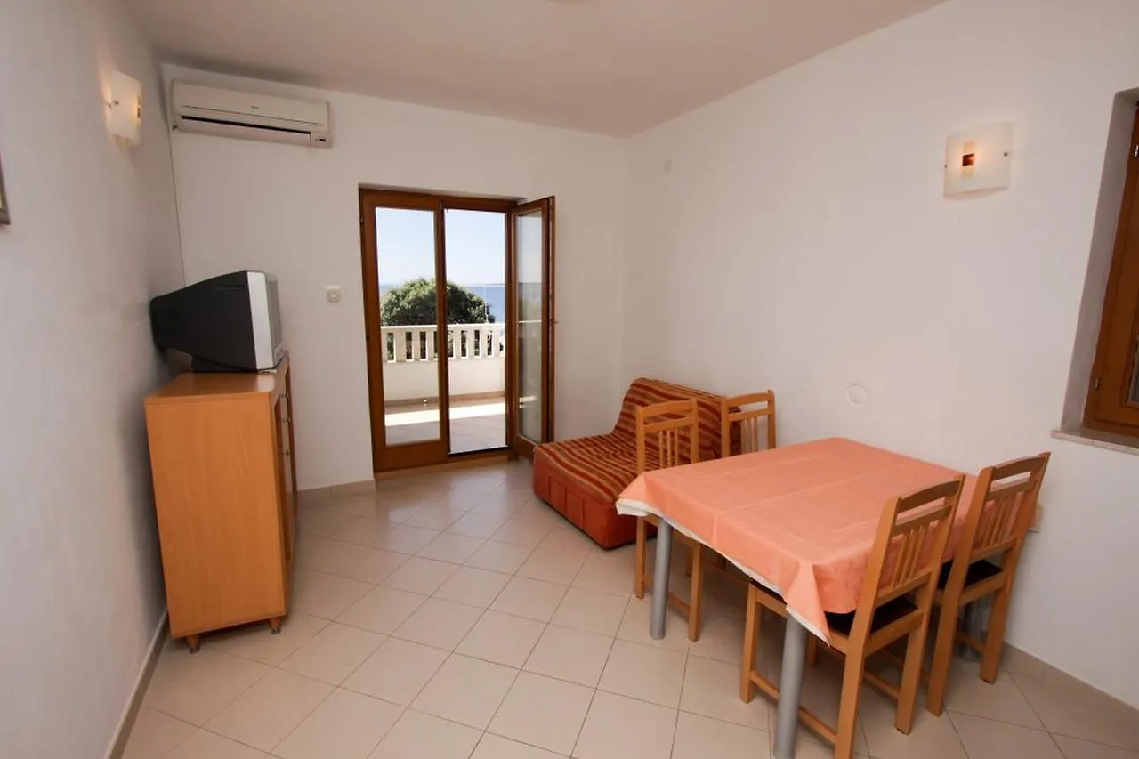 Guest house Apartments Elia Mandre